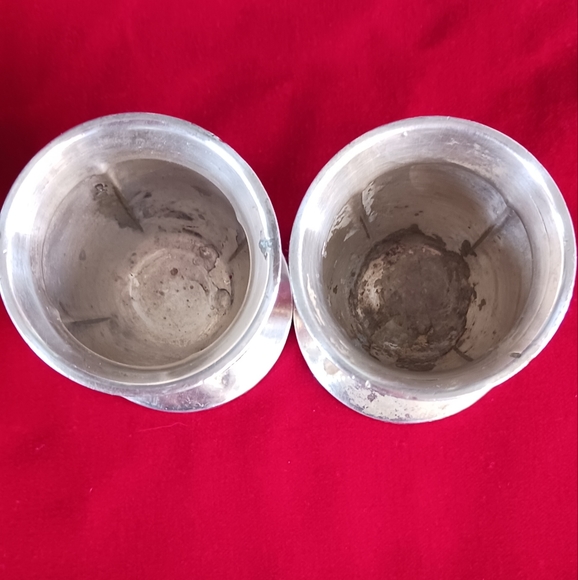 Vintage pair of egg cups, marked Meriden Britannia Company, silver soldered - Picture 3 of 7